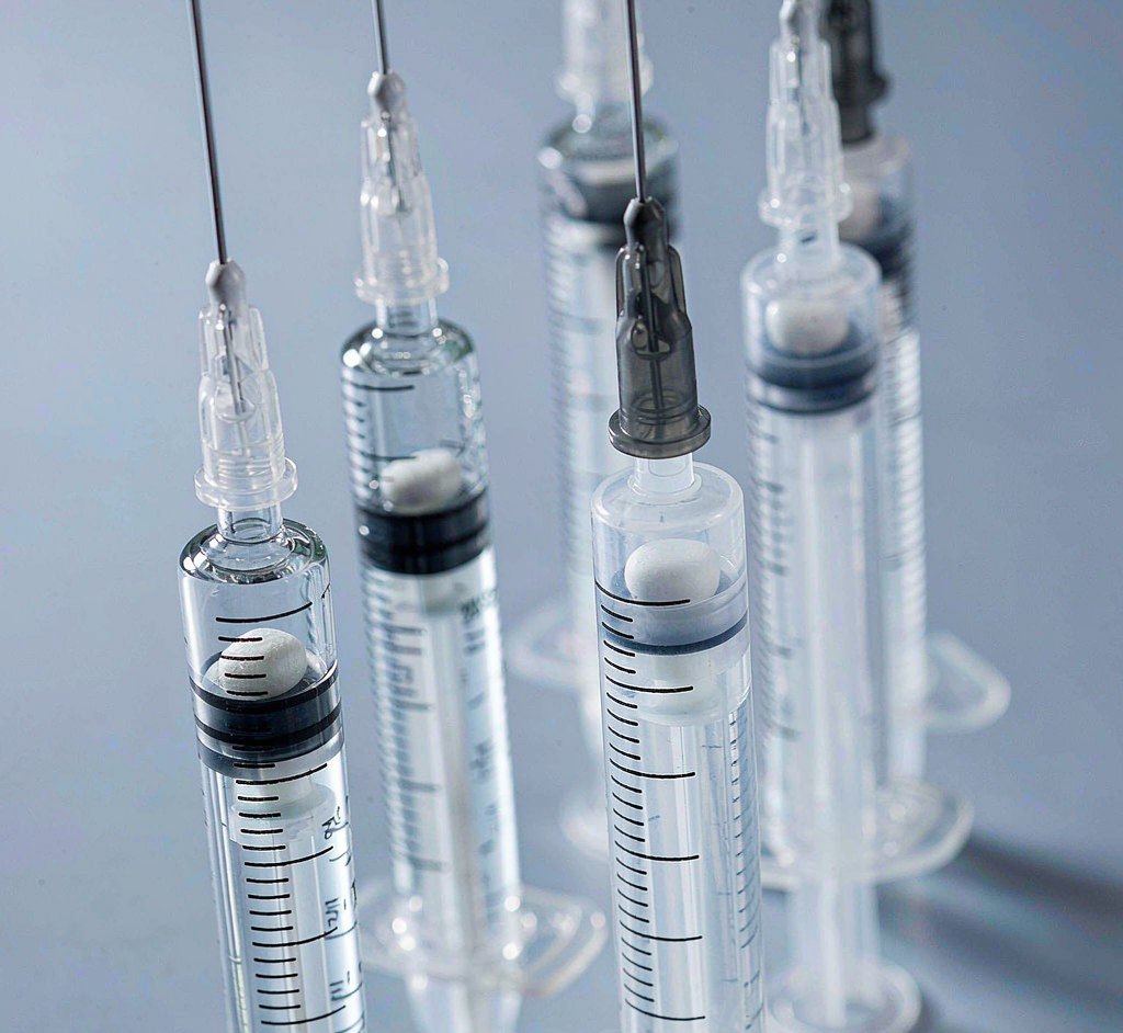 Pre-filled syringes